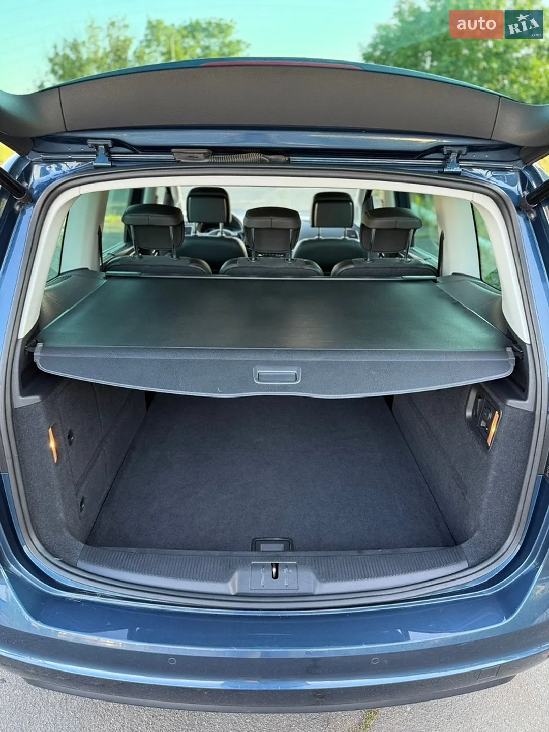 Volkswagen Sharan 2015 VIN WVWZZZ7NZGV227307 фото оголошення 13 з 62
