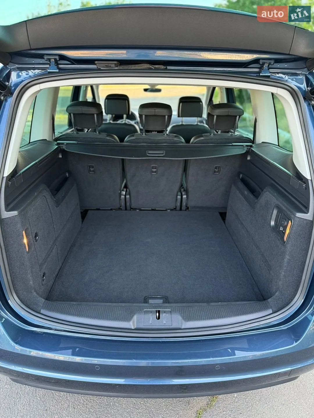 Volkswagen Sharan 2015 VIN WVWZZZ7NZGV227307 фото оголошення 14 з 62