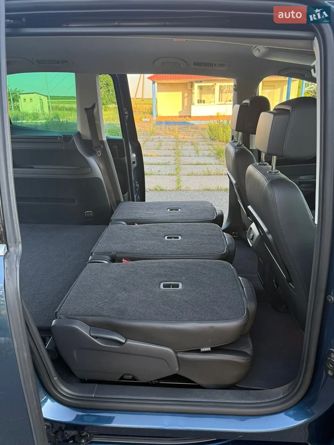 Volkswagen Sharan 2015 VIN WVWZZZ7NZGV227307 фото оголошення 23 з 62