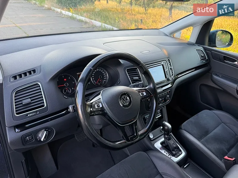 Volkswagen Sharan 2015 VIN WVWZZZ7NZGV227307 фото оголошення 38 з 100