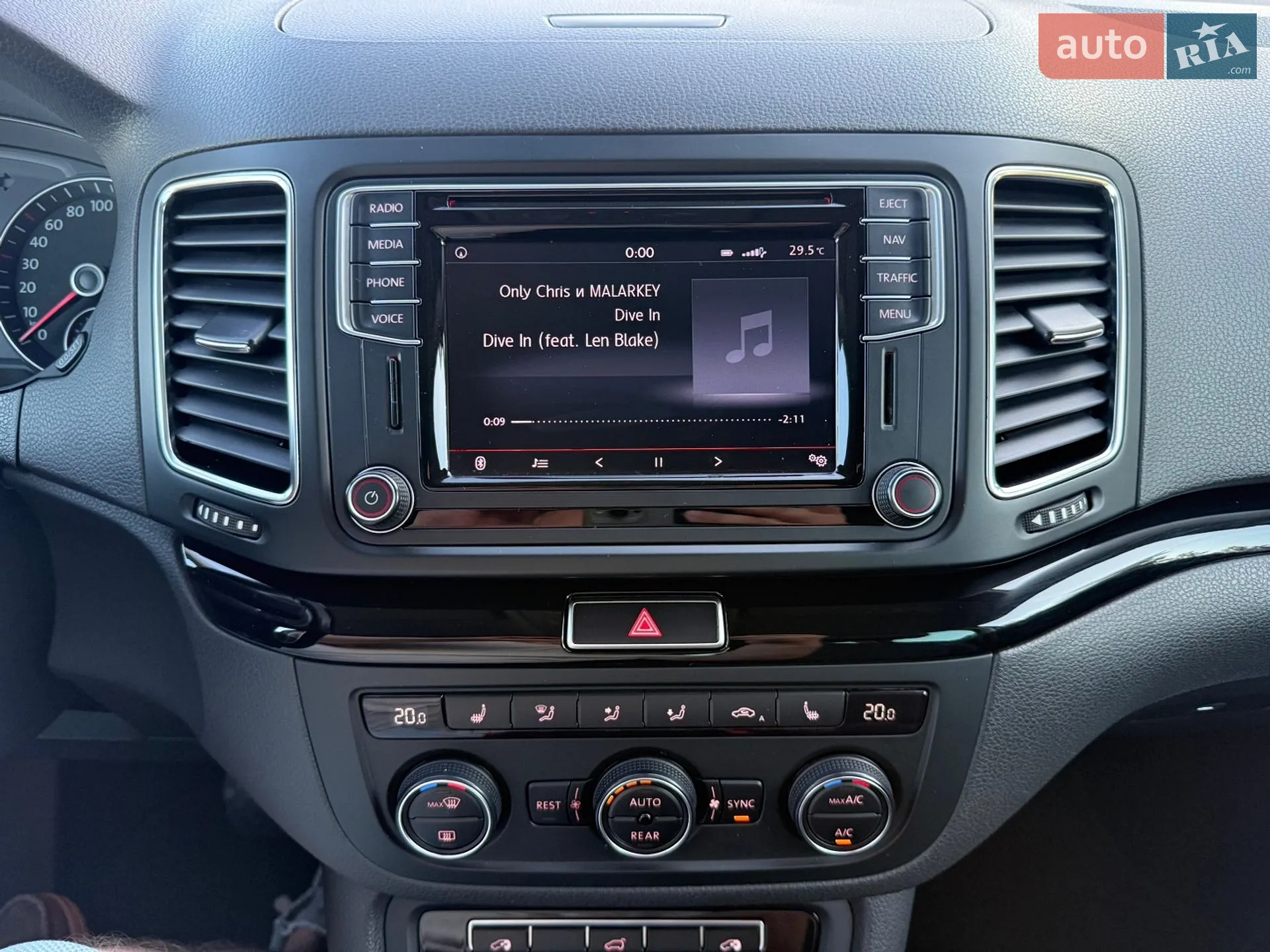 Volkswagen Sharan 2015 VIN WVWZZZ7NZGV227307 фото оголошення 43 з 62
