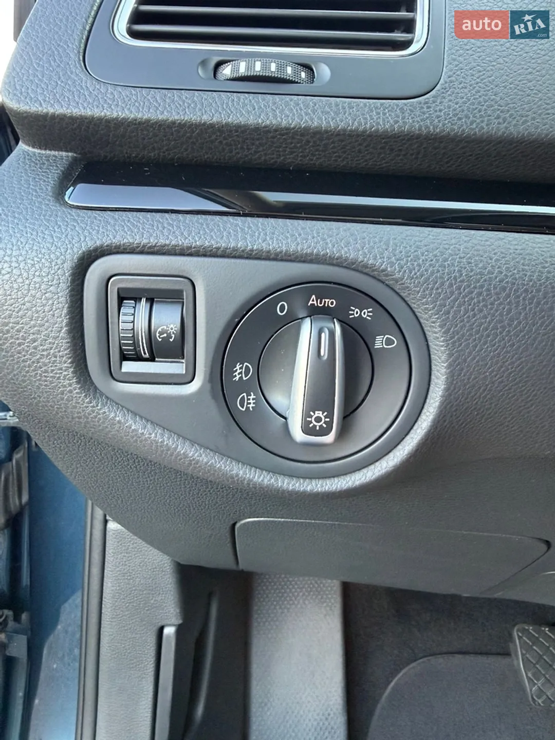 Volkswagen Sharan 2015 VIN WVWZZZ7NZGV227307 фото оголошення 50 з 62