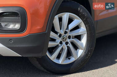 Внедорожник / Кроссовер Volkswagen T-Cross 2021 в 