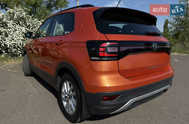 Внедорожник / Кроссовер Volkswagen T-Cross 2021 в 