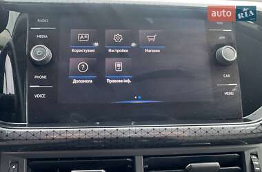 Внедорожник / Кроссовер Volkswagen T-Cross 2021 в 