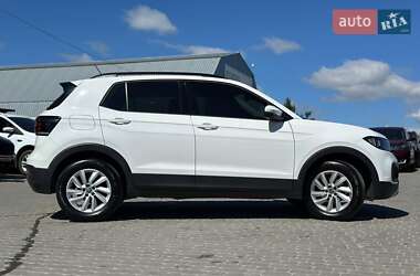 Внедорожник / Кроссовер Volkswagen T-Cross 2022 в 