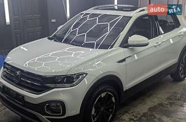 Внедорожник / Кроссовер Volkswagen T-Cross 2024 в 