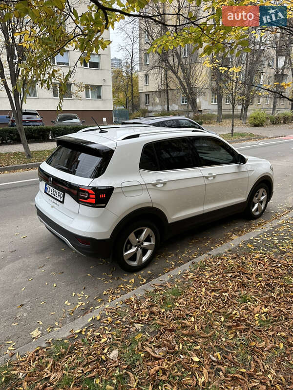 Позашляховик / Кросовер Volkswagen T-Cross 2021 в Києві