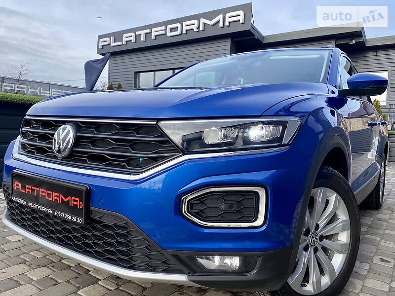 Внедорожник / Кроссовер Volkswagen T-Roc 2019 в Киеве