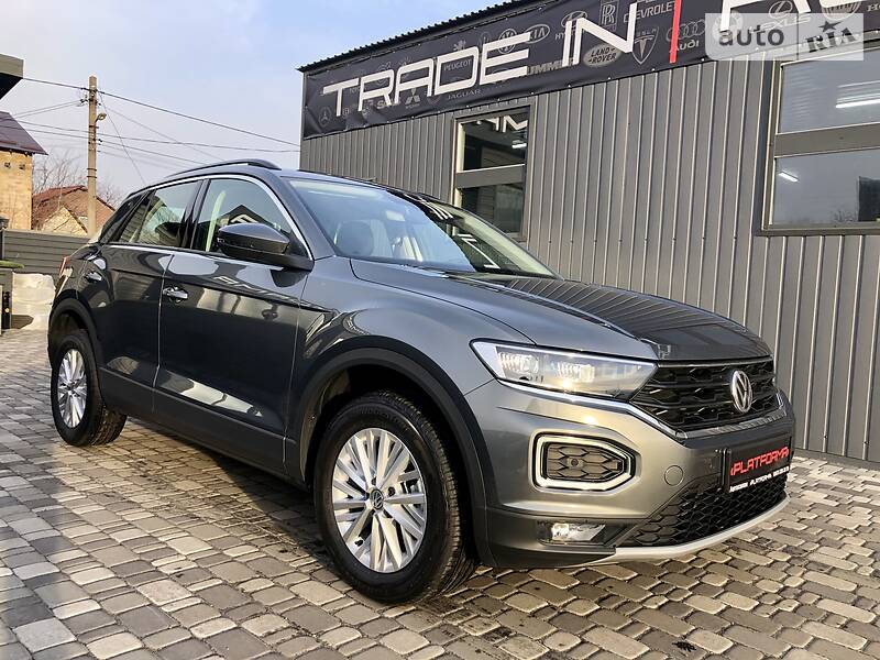 Позашляховик / Кросовер Volkswagen T-Roc 2019 в Києві