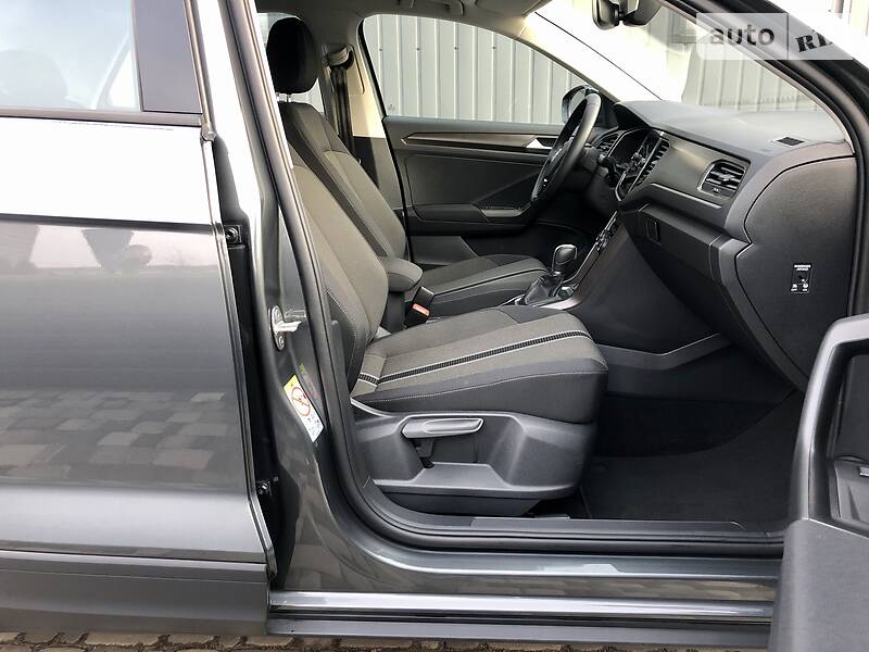 Позашляховик / Кросовер Volkswagen T-Roc 2019 в Києві