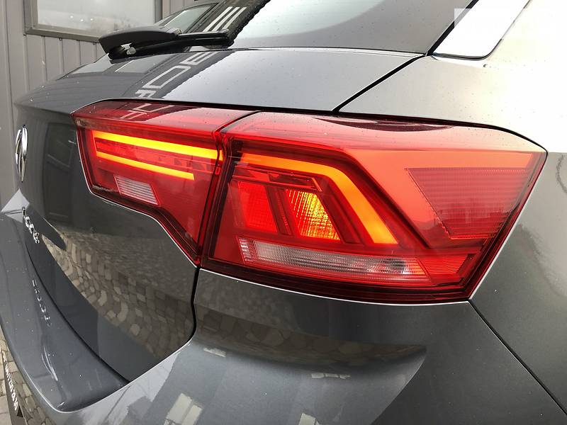 Позашляховик / Кросовер Volkswagen T-Roc 2019 в Києві