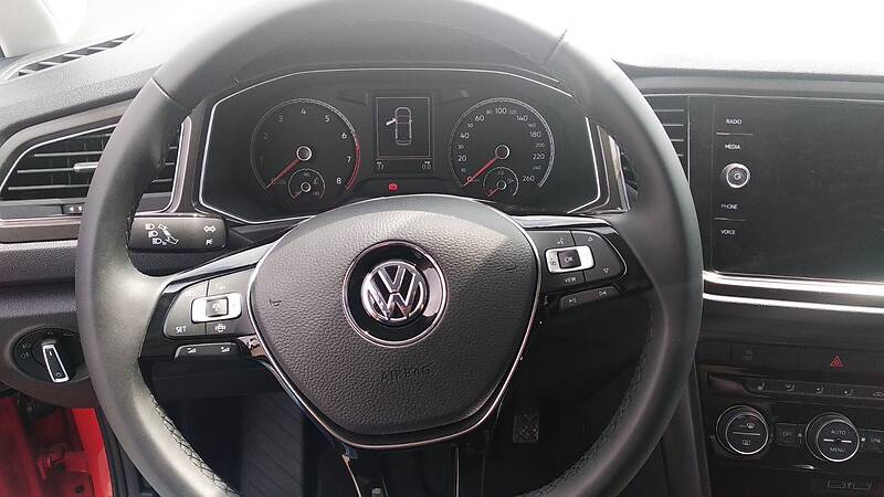 Позашляховик / Кросовер Volkswagen T-Roc 2019 в Хмельницькому