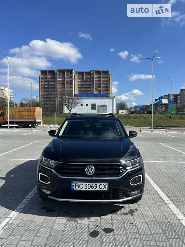 Позашляховик / Кросовер Volkswagen T-Roc 2019 в Львові