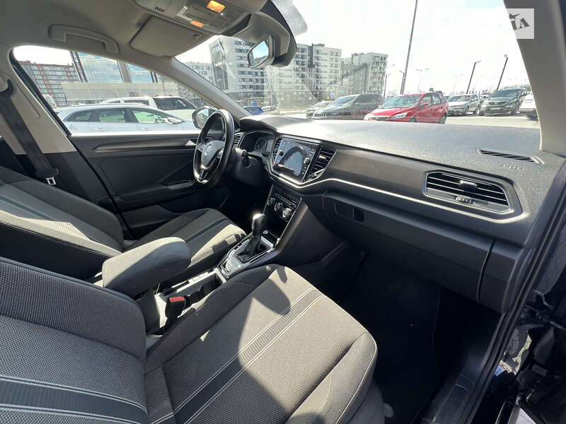 Позашляховик / Кросовер Volkswagen T-Roc 2019 в Львові
