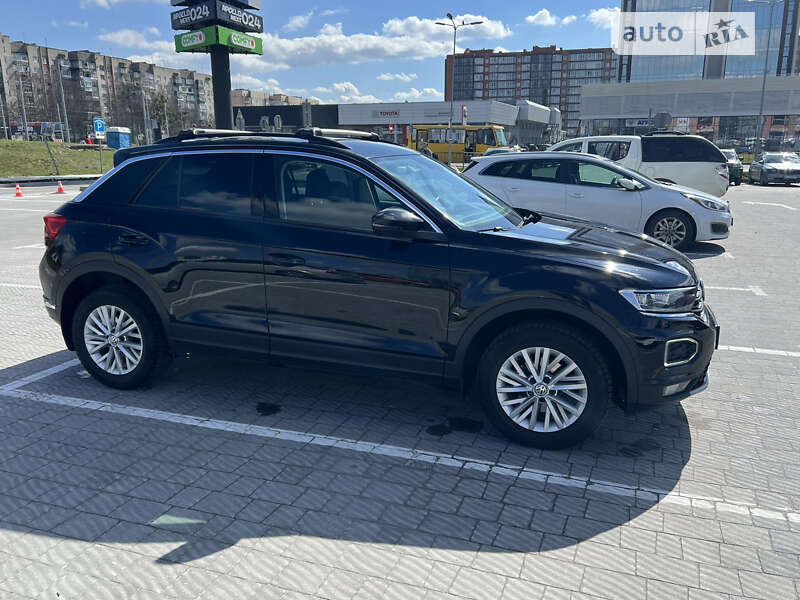 Позашляховик / Кросовер Volkswagen T-Roc 2019 в Львові