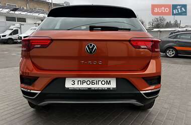 Внедорожник / Кроссовер Volkswagen T-Roc 2020 в 