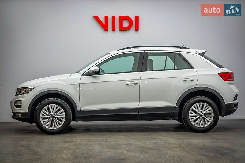 Позашляховик / Кросовер Volkswagen T-Roc 2021 в Києві