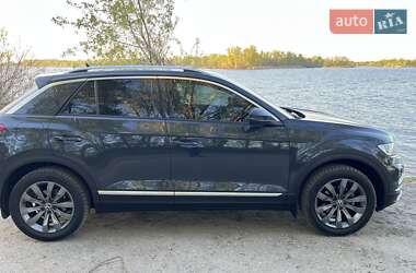 Позашляховик / Кросовер Volkswagen T-Roc 2021 в Дніпрі