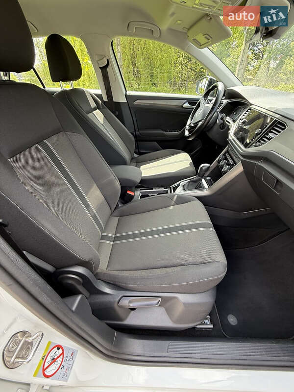 Внедорожник / Кроссовер Volkswagen T-Roc 2021 в Чернигове