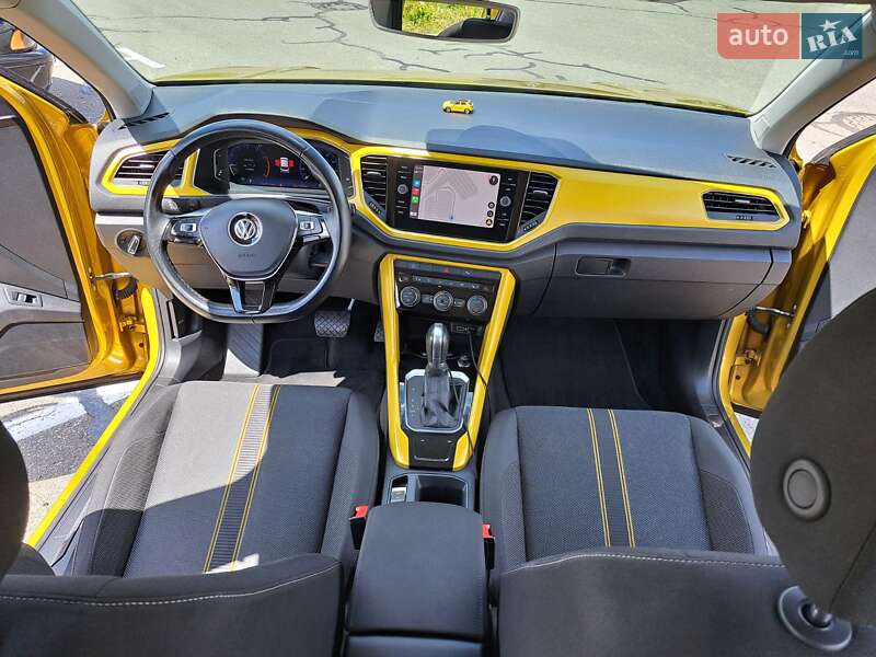 Позашляховик / Кросовер Volkswagen T-Roc 2019 в Києві