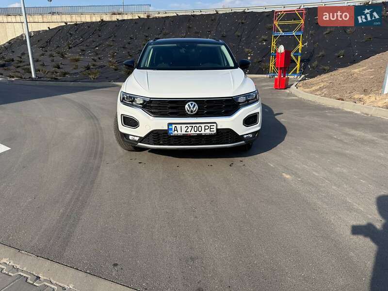 Внедорожник / Кроссовер Volkswagen T-Roc 2019 в Киеве
