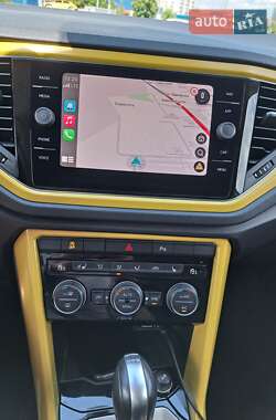 Внедорожник / Кроссовер Volkswagen T-Roc 2019 в 
