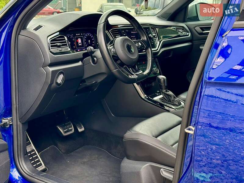 Позашляховик / Кросовер Volkswagen T-Roc 2020 в Ужгороді
