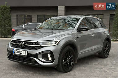 Позашляховик / Кросовер Volkswagen T-Roc 2023 в Києві