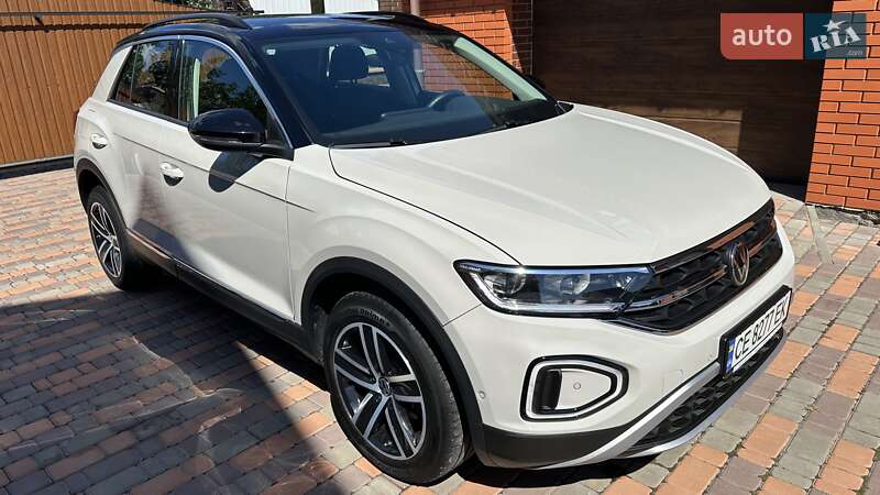 Внедорожник / Кроссовер Volkswagen T-Roc 2022 в Умани
