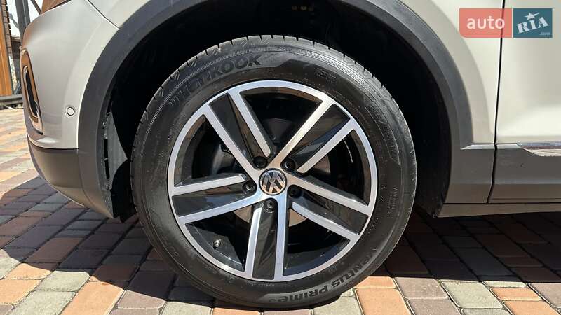 Внедорожник / Кроссовер Volkswagen T-Roc 2022 в Умани