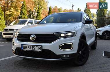 Позашляховик / Кросовер Volkswagen T-Roc 2019 в Одесі