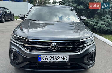 Внедорожник / Кроссовер Volkswagen T-Roc 2024 в 