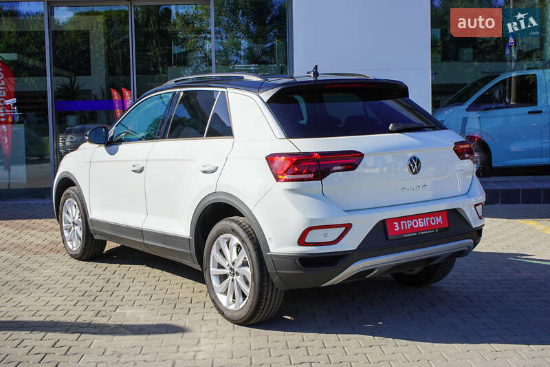 Внедорожник / Кроссовер Volkswagen T-Roc 2025 в Житомире