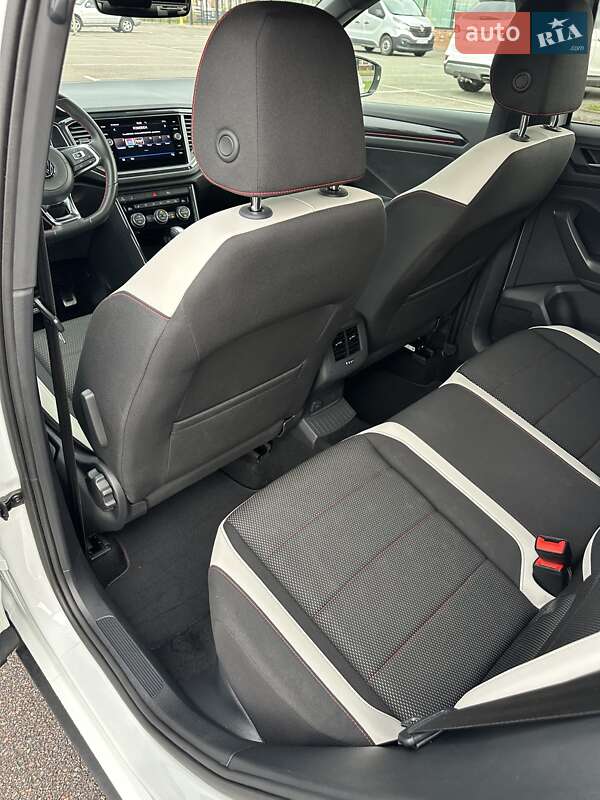 Позашляховик / Кросовер Volkswagen T-Roc 2019 в Києві фото 62 Позашляховик / Кросовер Volkswagen T-Roc 2019 в Києві