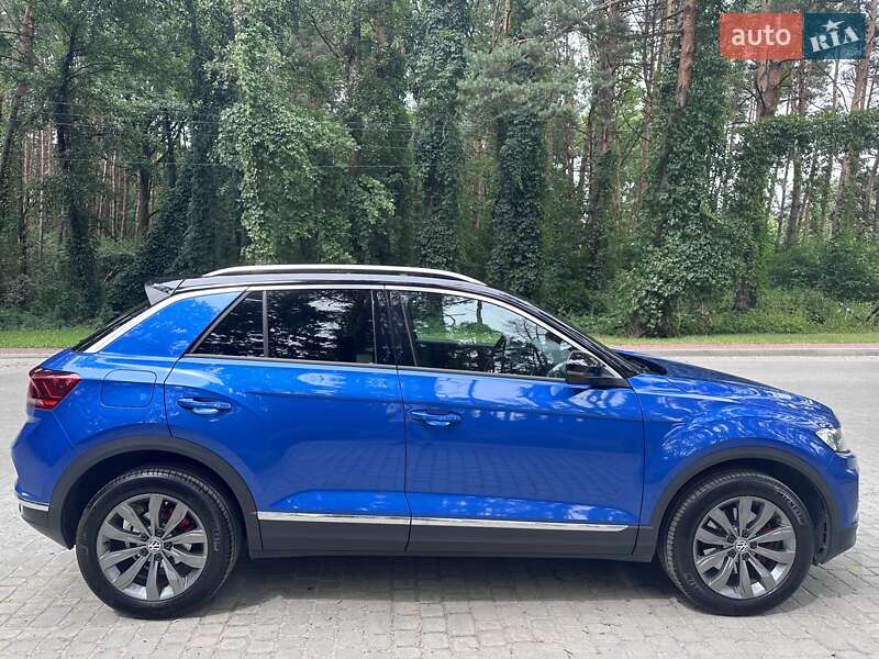 Внедорожник / Кроссовер Volkswagen T-Roc 2019 в Львове