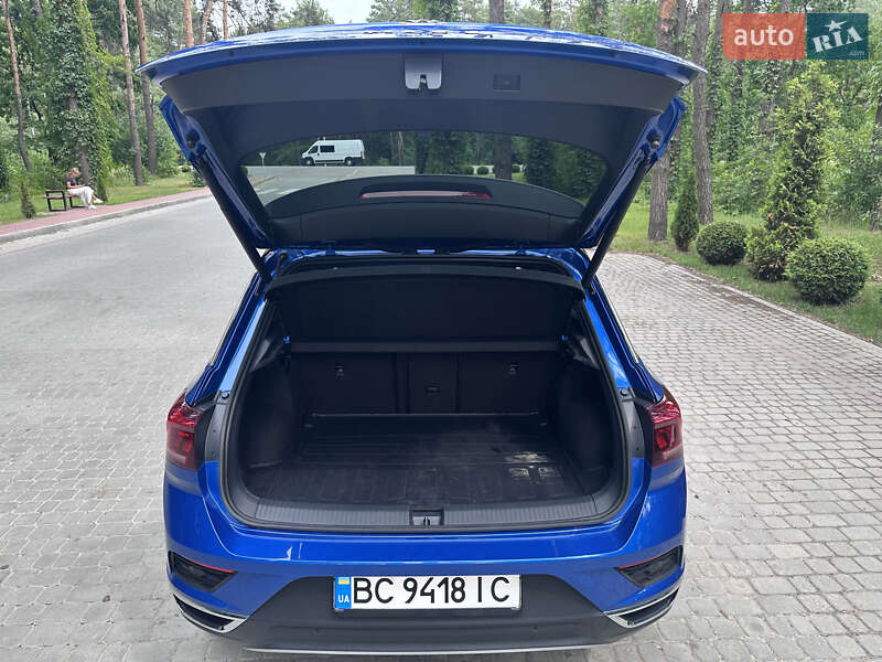 Внедорожник / Кроссовер Volkswagen T-Roc 2019 в Львове