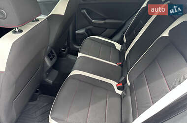 Внедорожник / Кроссовер Volkswagen T-Roc 2019 в 