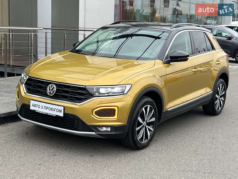 Позашляховик / Кросовер Volkswagen T-Roc 2019 в Києві