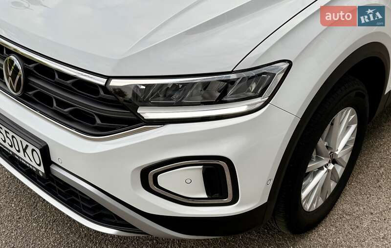 Внедорожник / Кроссовер Volkswagen T-Roc 2023 в Киеве фото 21 Внедорожник / Кроссовер Volkswagen T-Roc 2023 в Киеве