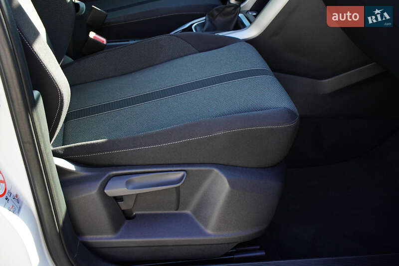 Внедорожник / Кроссовер Volkswagen T-Roc 2025 в Житомире фото 32 Внедорожник / Кроссовер Volkswagen T-Roc 2025 в Житомире