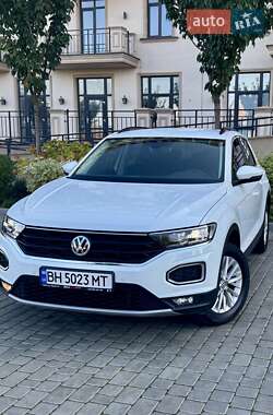 Внедорожник / Кроссовер Volkswagen T-Roc 2019 в Одессе