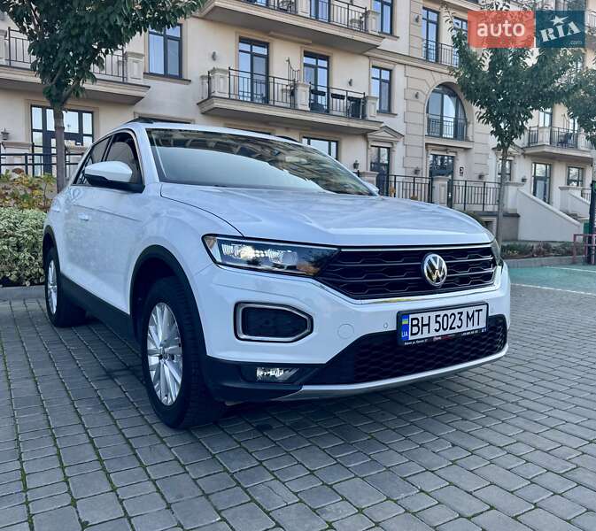 Внедорожник / Кроссовер Volkswagen T-Roc 2019 в Одессе