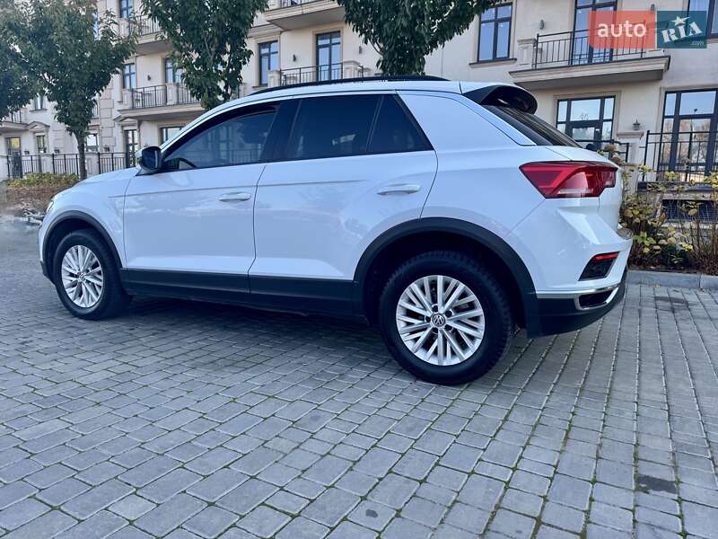 Внедорожник / Кроссовер Volkswagen T-Roc 2019 в Одессе