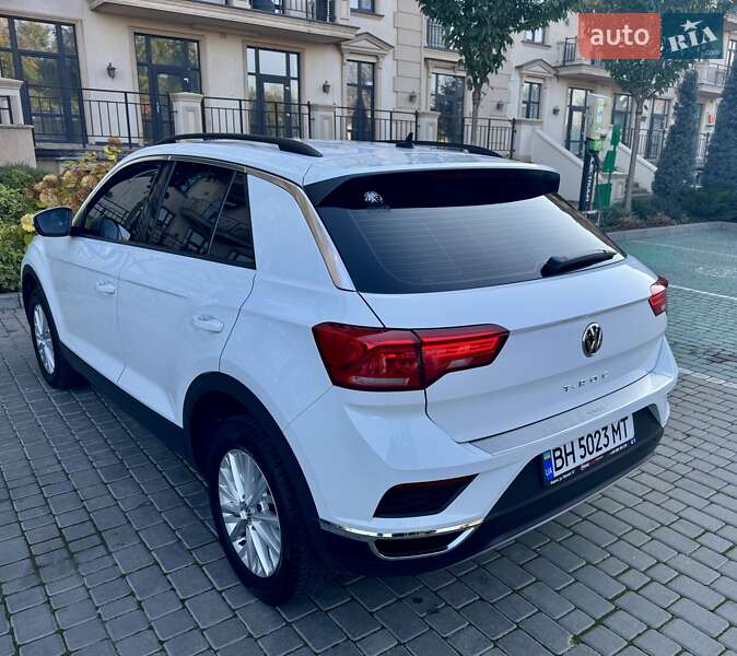 Внедорожник / Кроссовер Volkswagen T-Roc 2019 в Одессе
