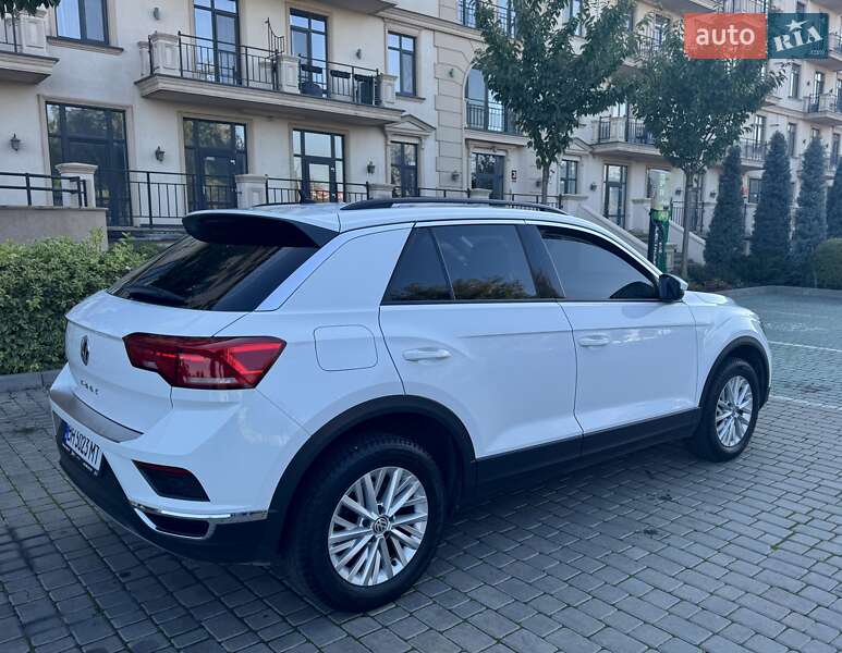 Внедорожник / Кроссовер Volkswagen T-Roc 2019 в Одессе