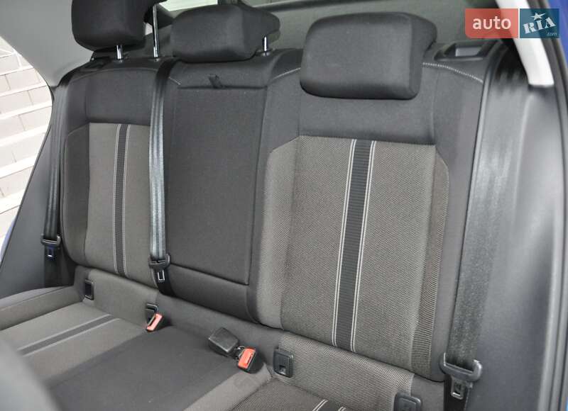 Внедорожник / Кроссовер Volkswagen T-Roc 2019 в Одессе фото 19 Внедорожник / Кроссовер Volkswagen T-Roc 2019 в Одессе