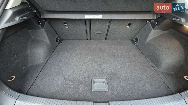 Внедорожник / Кроссовер Volkswagen T-Roc 2020 в Киеве