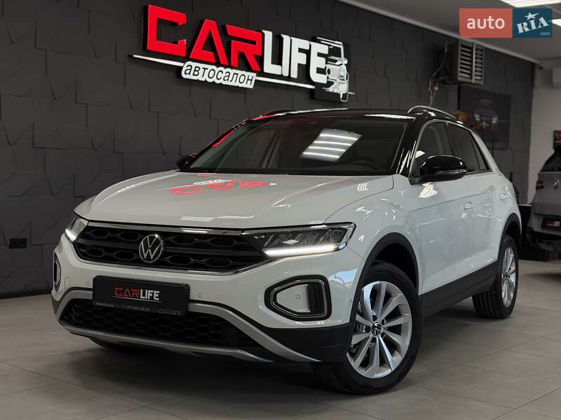 Volkswagen T-Roc 2024