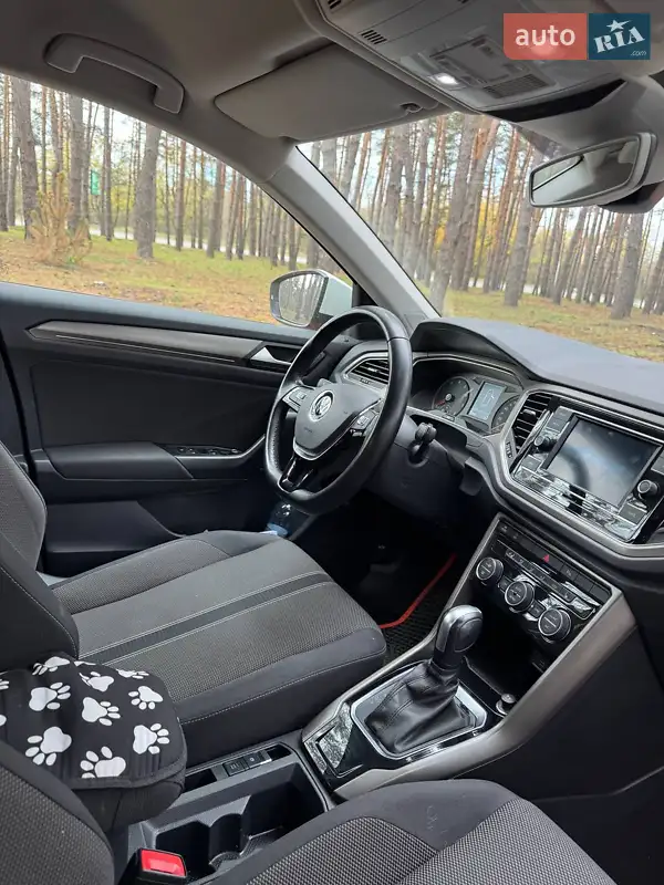 Volkswagen T-Roc 2020 VIN WVGZZZA1ZMV063459 фото оголошення 10 з 48